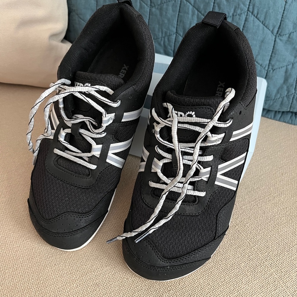 XERO 9 Prio Minimalist Barefoot Women's
Athletic Running Shoes Black White